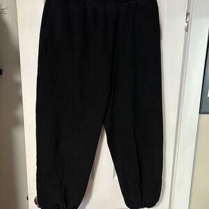 Woman’s Comfrt Black Joggers